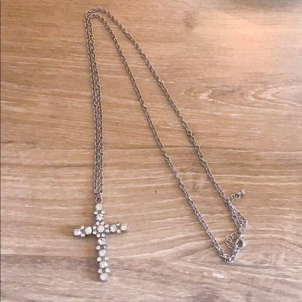 Beautiful cross long chain necklace - Picture 1 of 4